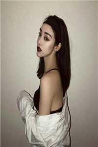 男主小时候很可怜女主穿越照顾他